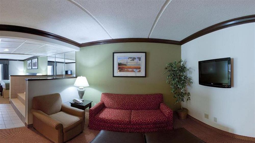Holiday Inn Express Hotel & Suites Charleston-Ashley Phosphate By Ihg Север Чарлстон Экстерьер фото